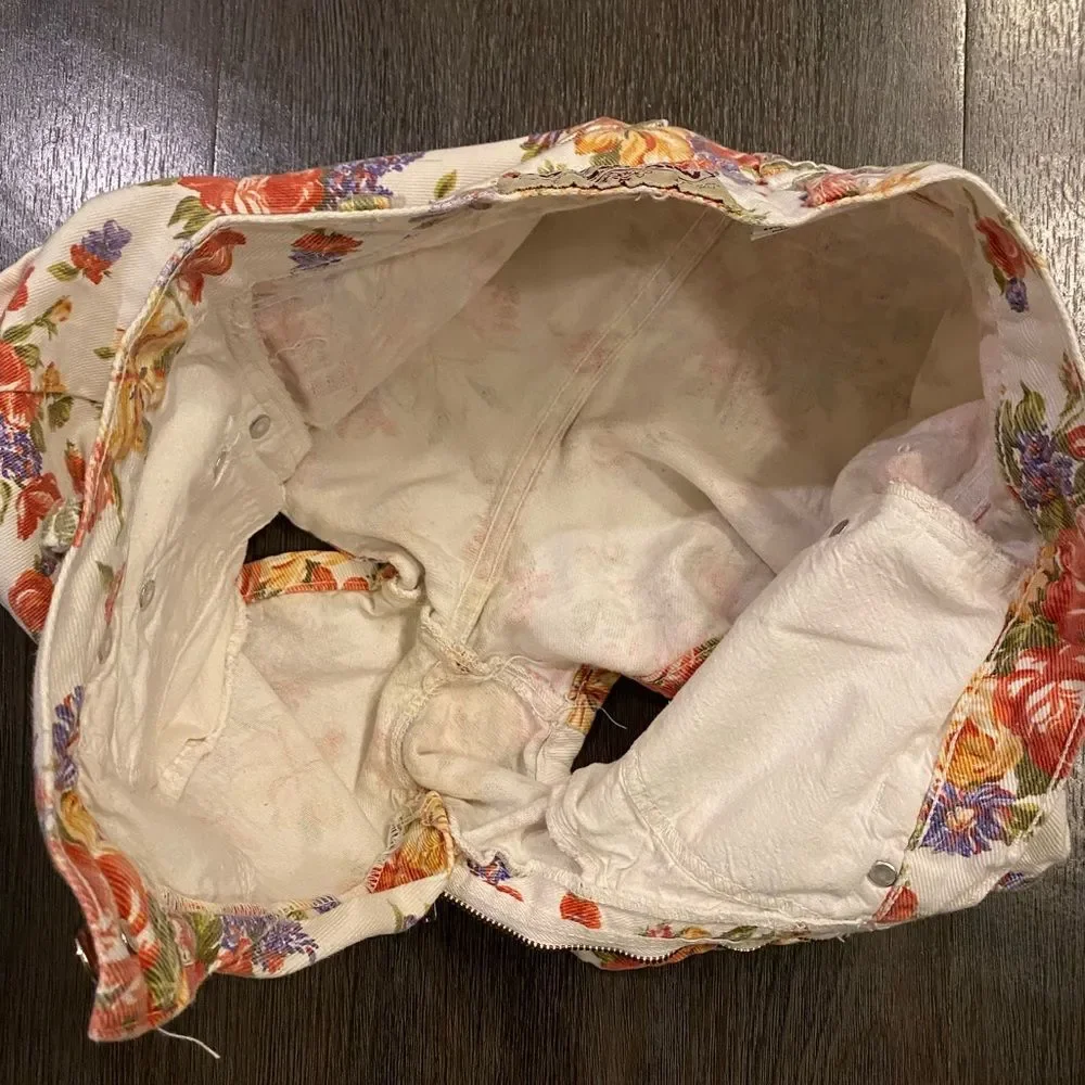 Vtg 90’s Floral Size 5 (24) Michael G High Waist Mom Jean Shorts - Picture 7 of 7